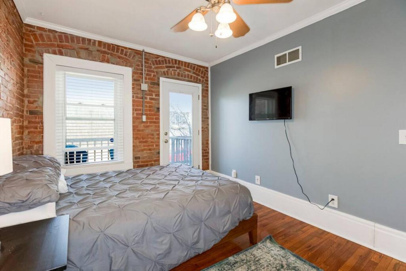 Entire Loft Downtown With Free Parking Villa Kansas City Exterior photo